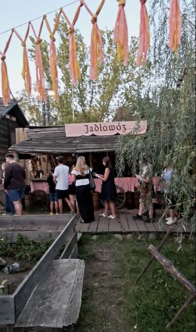 1670-Netflix_Warownia-Jomsborg